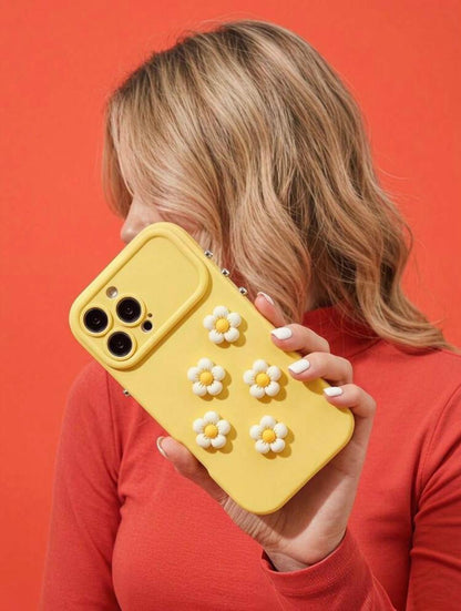 Daisy Bloom Phone Case